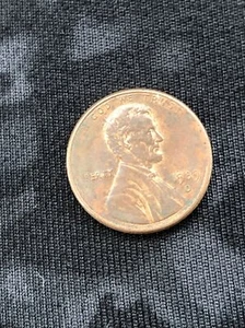 1989 D LINCOLN MEMORIAL PENNY EXTREMELY RARE ERROR RED CENT COIN 1c USA CUPPED - Picture 1 of 4
