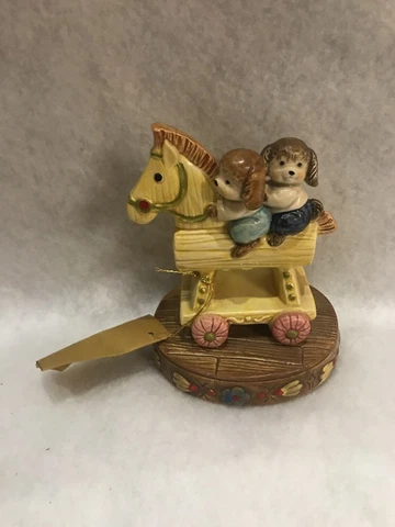 Edelweiss Ceramic ROCKING HORSE & TEDDY BEAR CHILDS MUSIC BOX OTAGIRI Song Cover