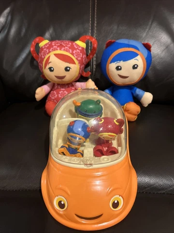 2012 Mattel Viacom Umizoomi Umicar w/Milli Geo Bot Figures+ 2 Plush Cover
