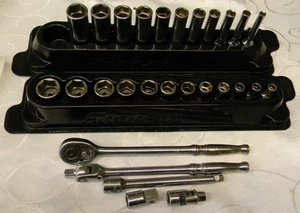 JUEGO DE SERVICIO GENERAL DE TOMA POCO PROFUNDA/PROFUNDA MÉTRICA 28 PIEZAS UNIDAD 1/4" ENCAJABLE - Imagen 1 de 11