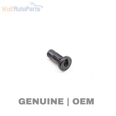 2000-2004 AUDI A6 - Suporte para radiador PARAFUSO / PINO 4B3121200 - Imagem 1 de 4