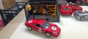 FERRARI DINO 246 GT MODELLINO SCALA 1/18 ANSON #50 DIE CAST - Foto 1 di 22