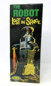 Polar Lights 5030 Lost in Space The Robot Sci-fi model kit SEALED - Picture 1 of 6