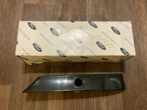 Ford Mondeo Mk2 RH Heckleuchte Schließblech Original OEM 1114920 YS71A403C08CA - Bild 1 von 6