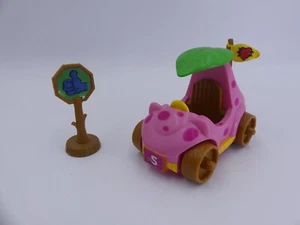 Jakks Pacific The Smurfs SMURFETTE CAR PVC MINI FIGURE - Picture 1 of 12