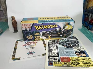 Corgi Toys 267 Matt Black Batmobile New Release From CMC With Box Plinth Extras - Bild 1 von 14