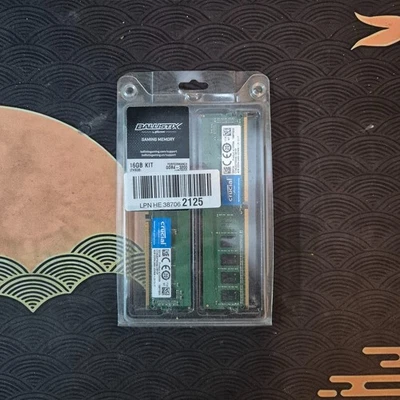 Ballistix 16GB (2x8GB) DDR4-3200 Performance Gaming Memory UDIMM - Image 1 of 4