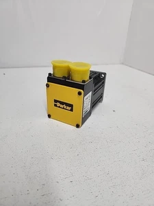 Parker Compumotor SM231AE-NTQN Servo Motor, 170V 2.1A 46oz-in, Shaft Dia: 3/8" - Picture 1 of 8