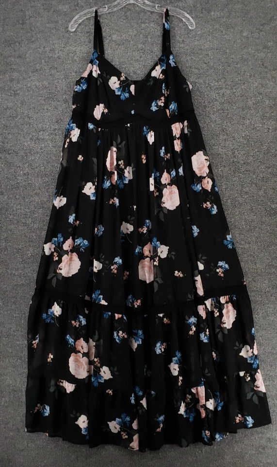 Vestido Torrid Para Mujer 1 EE. UU. 1X Plus Negro Floral Crochet Gasa Maxi Floral Cuello en V Foto 1 de 4