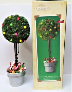 Hallmark Zuckerpflaume Tischplatte Topiary beleuchteter Weihnachtsbaum 2002-Vtg-neu in Box - Bild 1 von 12