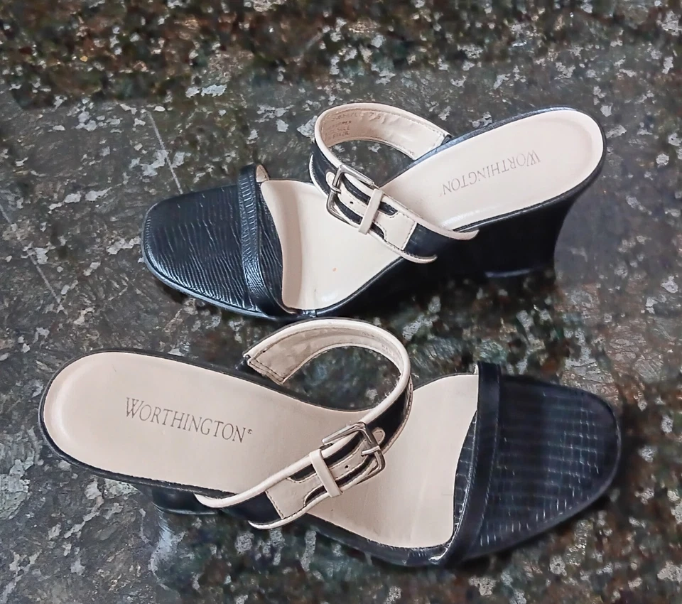 Lindas sandalias Worthington de cuña sin cordones de cuero superior cremoso negro EE. UU. 7,5 Foto 1 de 2
