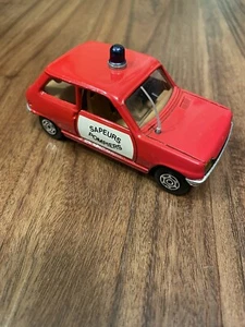 Vintage Corgi Renault 5 TS Sapeurs Pompiers, Opening DoorsToy Car - Picture 1 of 17
