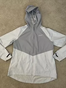 $160 Nike Womens White Grey ZONAL AEROSHIELD Running Hooded Jacket Size M - Picture 1 of 15