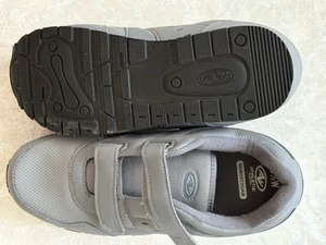 Athletic Works Gray Shoes Size 9.5 Hook/loop Closure Adj. Comfortable - Picture 1 of 6