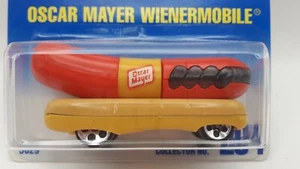 1991 Hot Wheels Oscar Mayer Wienermobile Collector #204 5 Hole/Dot Near Mint New - Picture 1 of 5