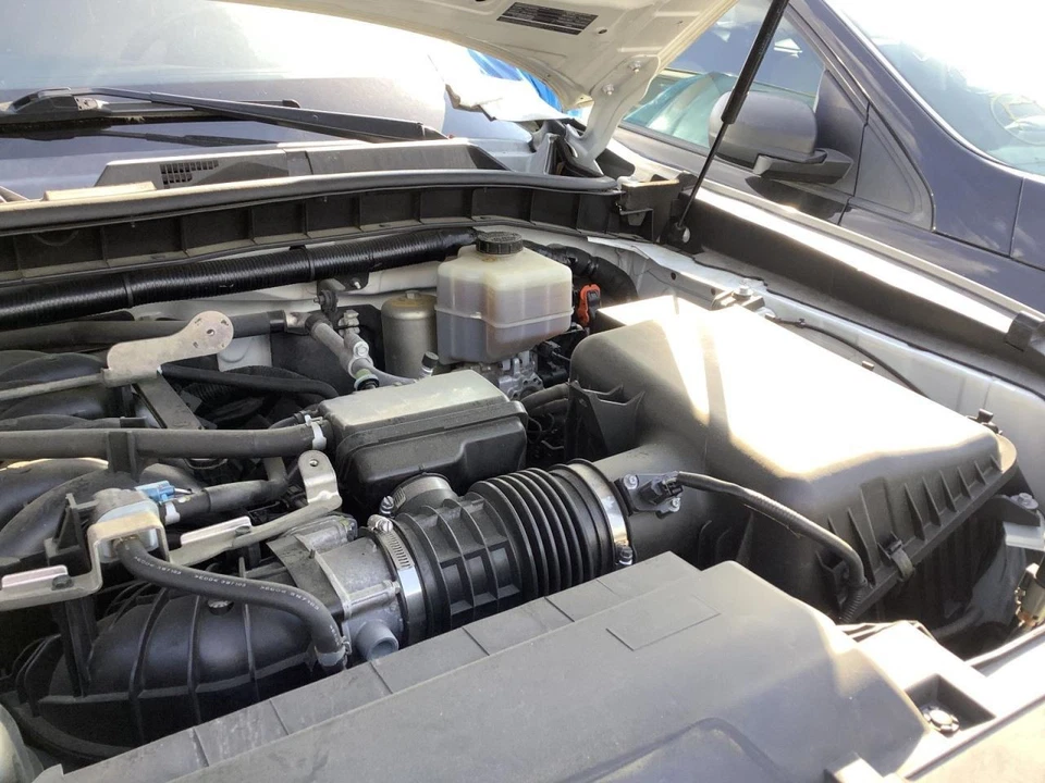 Filtro de aire compatible con 14-23 Infiniti QX80 5102153 Foto 1 de 1