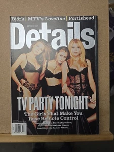 Details Magazine October 1997 Featuring Alyssa Milano, Yasmine Bleeth, Peta Wils - Foto 1 di 4