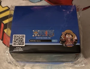 FiGPiN One Piece Mystery Series 3 Sealed Box of 10 Collectible Mini Pins SEALED! - Bild 1 von 3
