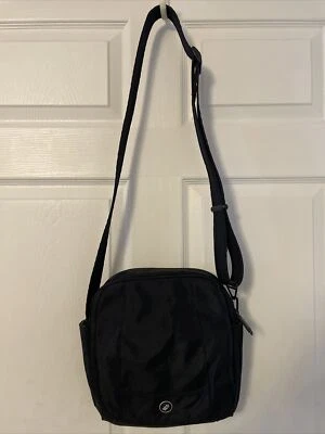 Bolso Bandolera Compacto Antirrobo Pacsafe Metrosafe 200 PB001 Negro Foto 1 de 4