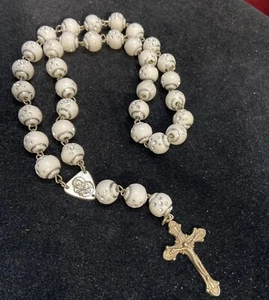 Rosary Beads Catholic Large White & Silver Beads - Italy Jesus Cross - Picture 1 of 17