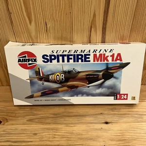Airfix 1:24 Supermarine Spitfire MK1A model kit #12001 Vintage 1990 - Picture 1 of 9