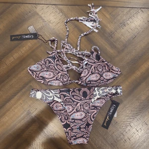 Reversible String Bikini Set Paisley and floral Small - Picture 1 of 4