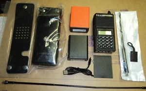BENDIX KING BK DPH5102XCMD P25 DIGITAL VHF RADIO DPH Battery Antenna AA Pack & - Picture 1 of 24