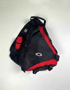 Oakley Vintage Sling Bag, Crossbody, Software, Messenger Bag gorpcore red - Picture 1 of 10