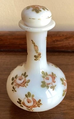 Ancien Flacon de parfum en Opaline décor peint motif roses, hauteur 8,5 cm - Photo 1/4