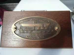 Gedenkplakette aus Messingguss 75 Jahre DB AW Duisburg Wedau Rar! - Bild 1 von 2