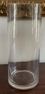 Lovely Clear Glass Cyclindrical Vase - Picture 1 of 6
