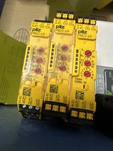 750109, Pilz Pnoz S9 interruttore di sicurezza 750109 - Safety Relay 24 VDC - Foto 1 di 6