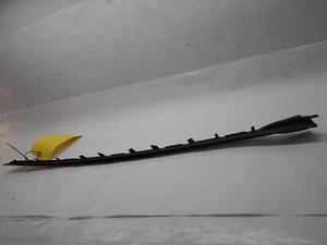 BMW 3 Series Front Windshield Strip OEM Right Side 7427874 DX0498 - Bild 1 von 6