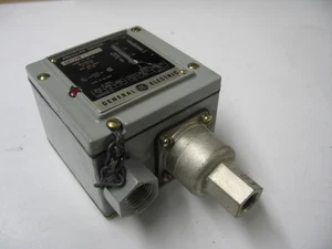 NEU GE GENERAL ELECTRIC CR127B DRUCK SW 20-180PSI 10-30PSI DIFF 115V Q0282 - Bild 1 von 4