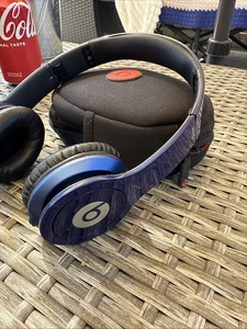Beats by Dr. Dre Solo HD Wires Headphones Blue - Picture 1 of 1