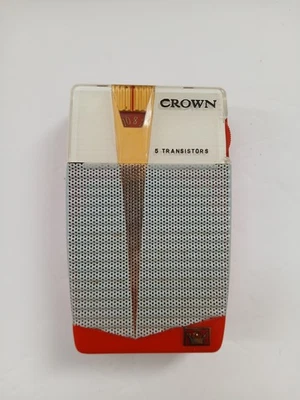 Radio 5 transistores CROWN TR-555 ENCIENDE DEBE LEER piezas reparación Foto 1 de 4