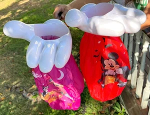 Disney Mickey Mouse & Minnie Mouse Loot Scoop, Pick your Favorite, NWT - Picture 1 of 7