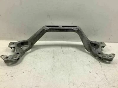 VOLKSWAGEN TOUAREG 2004 3.2L AWD FRONT ENGINE MOTOR CROSSMEMBER SUBFRAME SUPPORT Foto 1 de 4