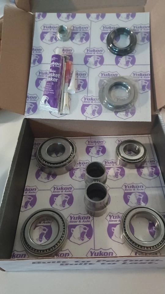 Yukon-Gear Master Overhaul Kit For Toyota Sequoia 2001-2007 Rear Differential - Image 1 of 4