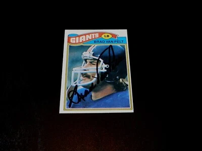 Brad Van Pelt Autographed 1977 Topps Football NY Giants Card #175 Auto '70s NM - Image 1 of 2