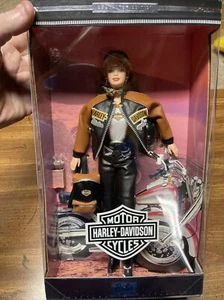 Harley Davidson Motorcycles Barbie #25637 capelli biondi 4° in serie A - Foto 1 di 5