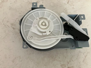 HP LaserJet P4014/P4015/P4515 Drum Drive Assembly RC2-2484, RL1-1659, - Picture 1 of 3