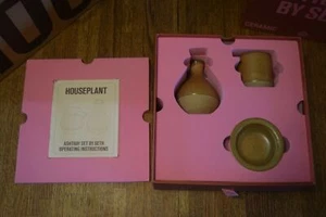 BRANDNEU HOUSEPLANT Keramik Aschenbecher Set von SETH ROGAN SAND - Bild 1 von 2