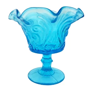 Blaue Bonboniere Standfuß Wirbel Wellen hellblau Glas gekräuselte Kanten - Bild 1 von 9