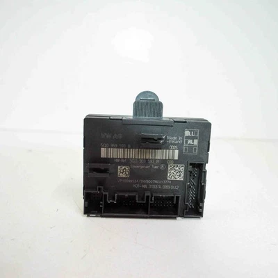 Centralina porta anteriore sinistra AUDI A3 berlina 8VS, 8VM 5Q0959593B 1.8 17642734 - Immagine 1 di 4