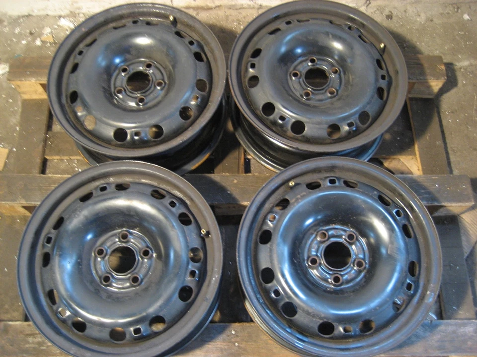 Stahlfelgen VW Audi Seat Skoda 6Jx15 ET38 Golf Fabia Polo Cross Rapid Ibiza etc - Bild 1 von 1