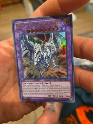 Yu-Gi-Oh! Blue-Eyes Twin Burst Dragon LCKC-EN058 Ultra Rare Unlimited Edition - Image 1 of 4