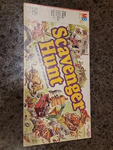 1983 Milton Bradley MB Scavenger Hunt Board Game 100% Complete  NICE CLEAN SHAPE - Picture 1 of 5