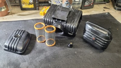 Conjunto de caixa de ar 1973 Suzuki GT185 - Imagem 1 de 4