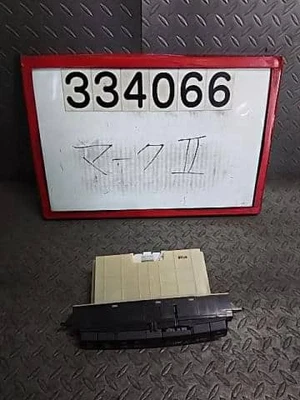 TOYOTA Mark II 2002 TA-GX115 A/C Control Panel 8865022661 [Used] [PA95467080] - Image 1 of 4